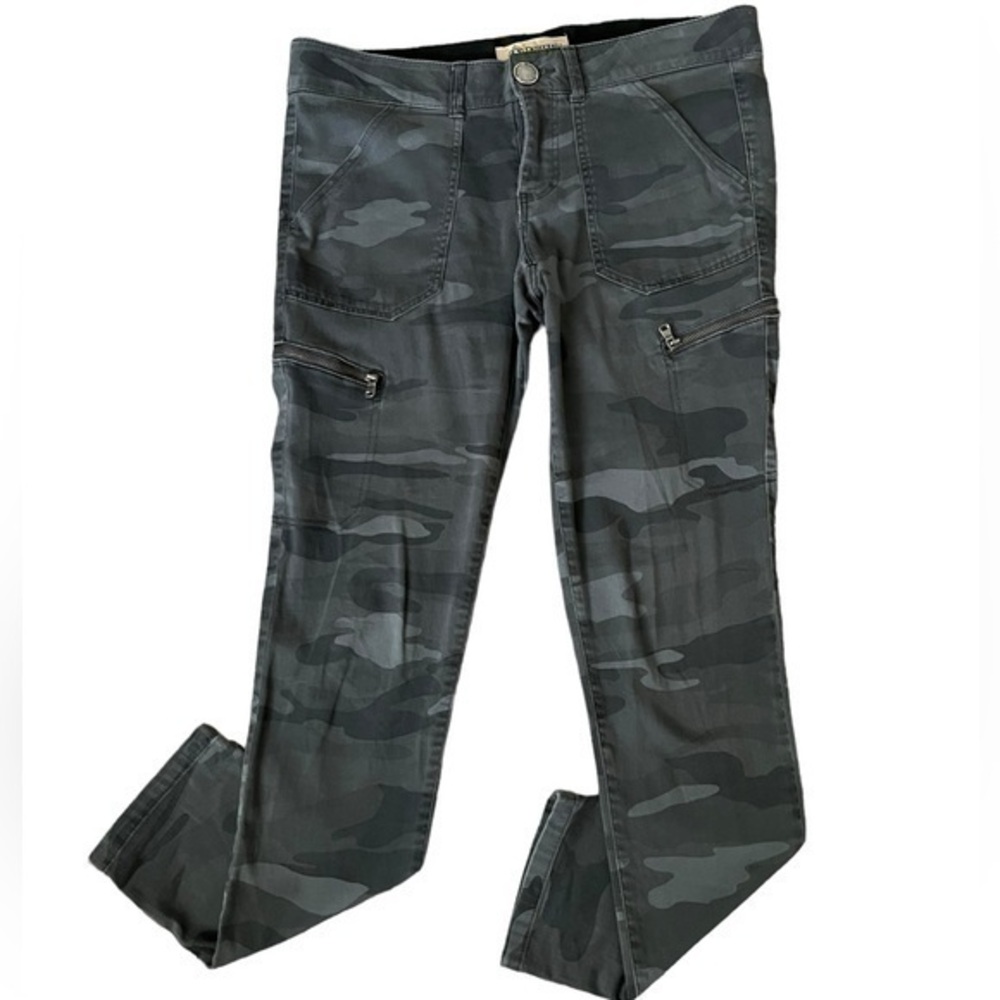Democracy AB Technology Mid Rise Camo Skinny Jeans